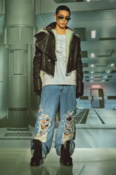 Look 35